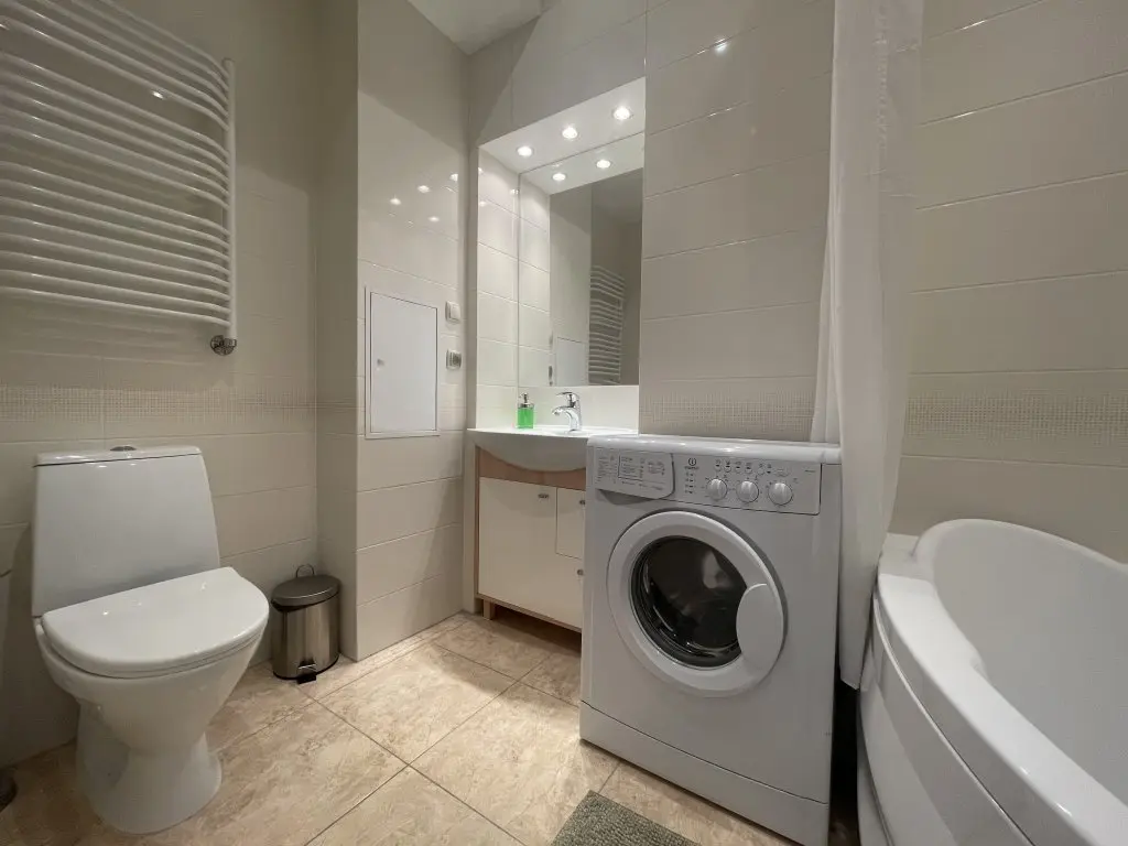 Минск: Апартаменты 3-комнатные HomeApart пр-т Независимости, 13