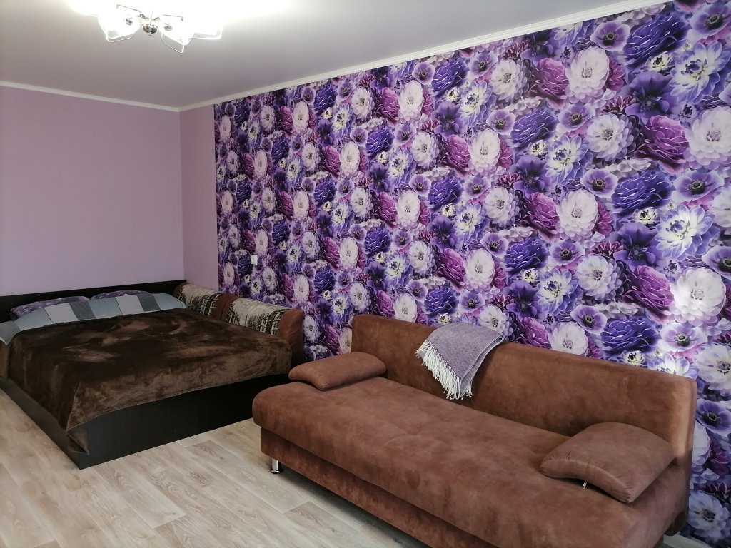 Квартира Однокомнатная Violet на Гафиатуллина — фото 1