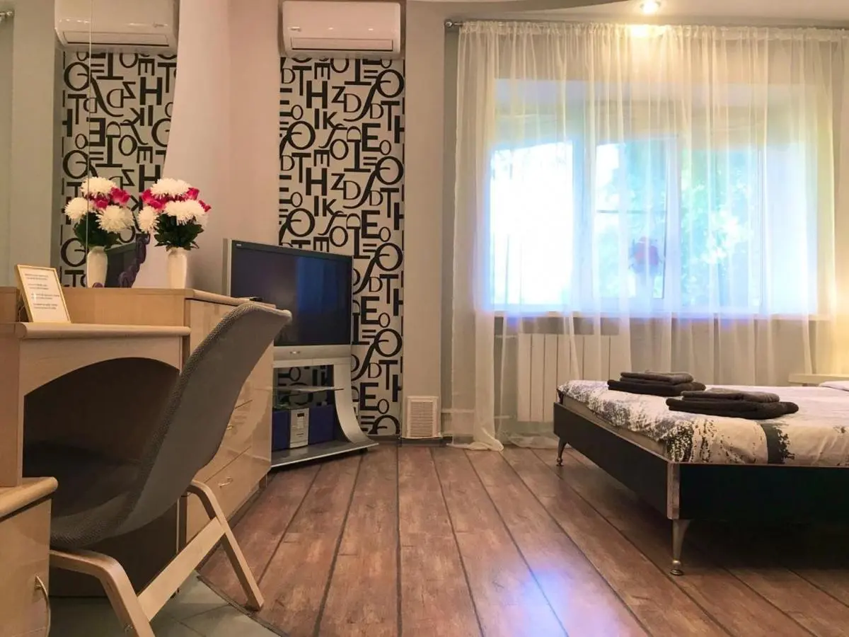Москва: Fa Flats Smolenskaya