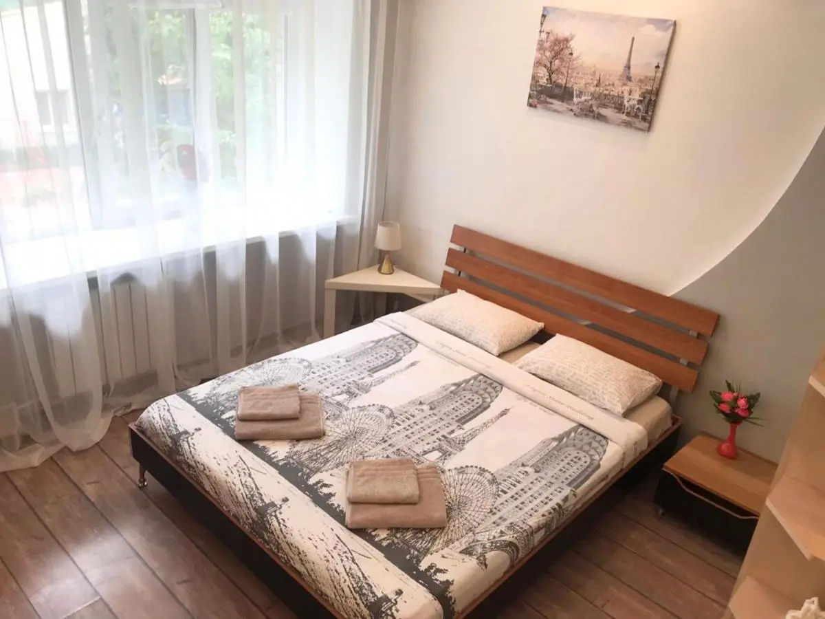 Москва: Fa Flats Smolenskaya