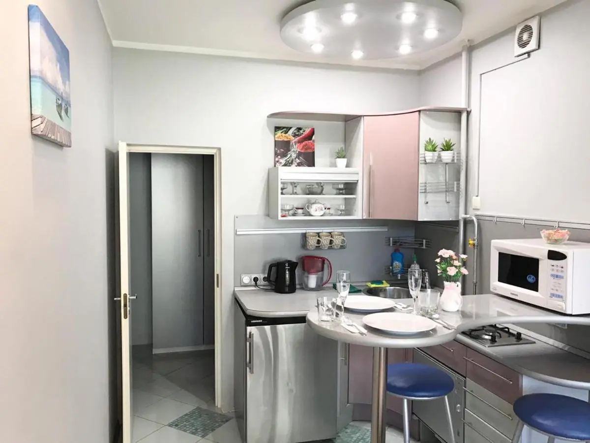 Москва: Fa Flats Smolenskaya