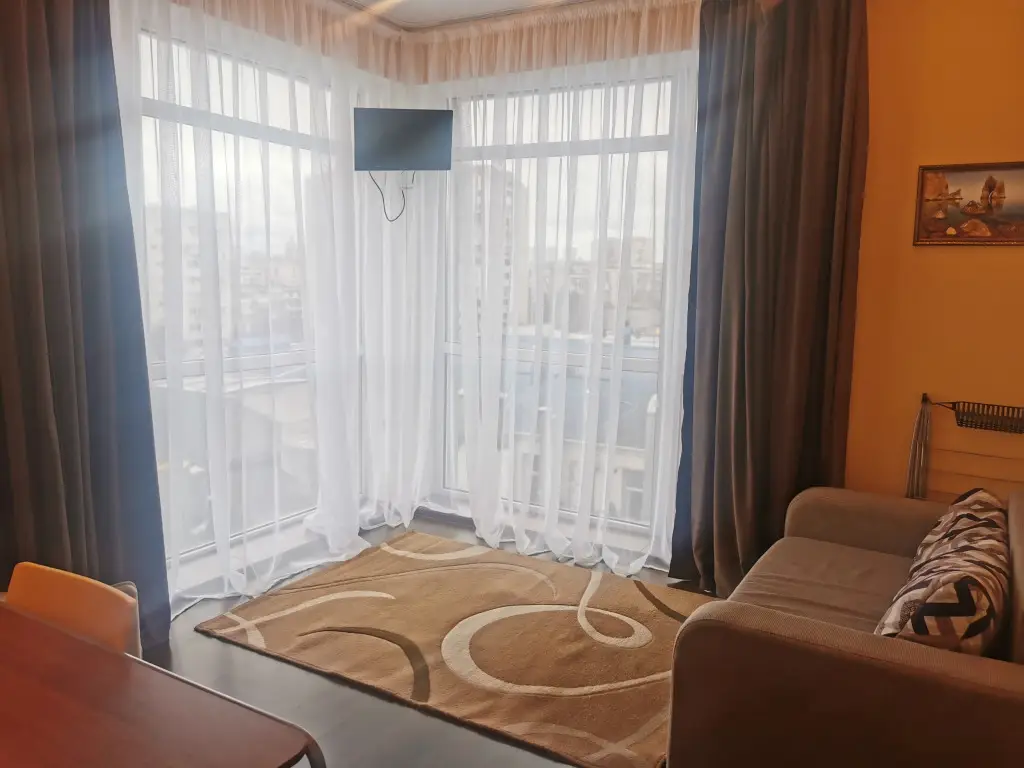 Апартаменты у Парка Парк - отель Адмирала Фалеева 48 — фото 1