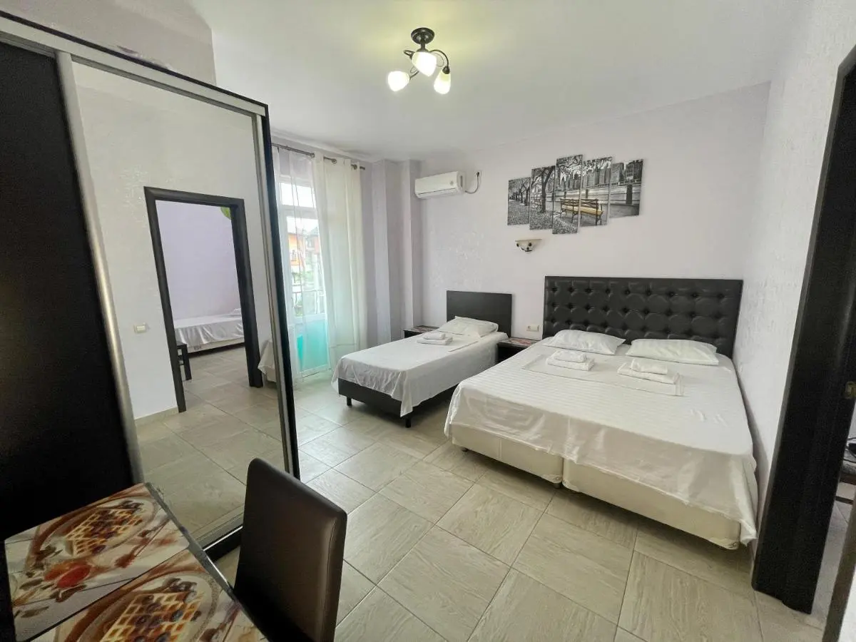 Геленджик: Guest House Green Line