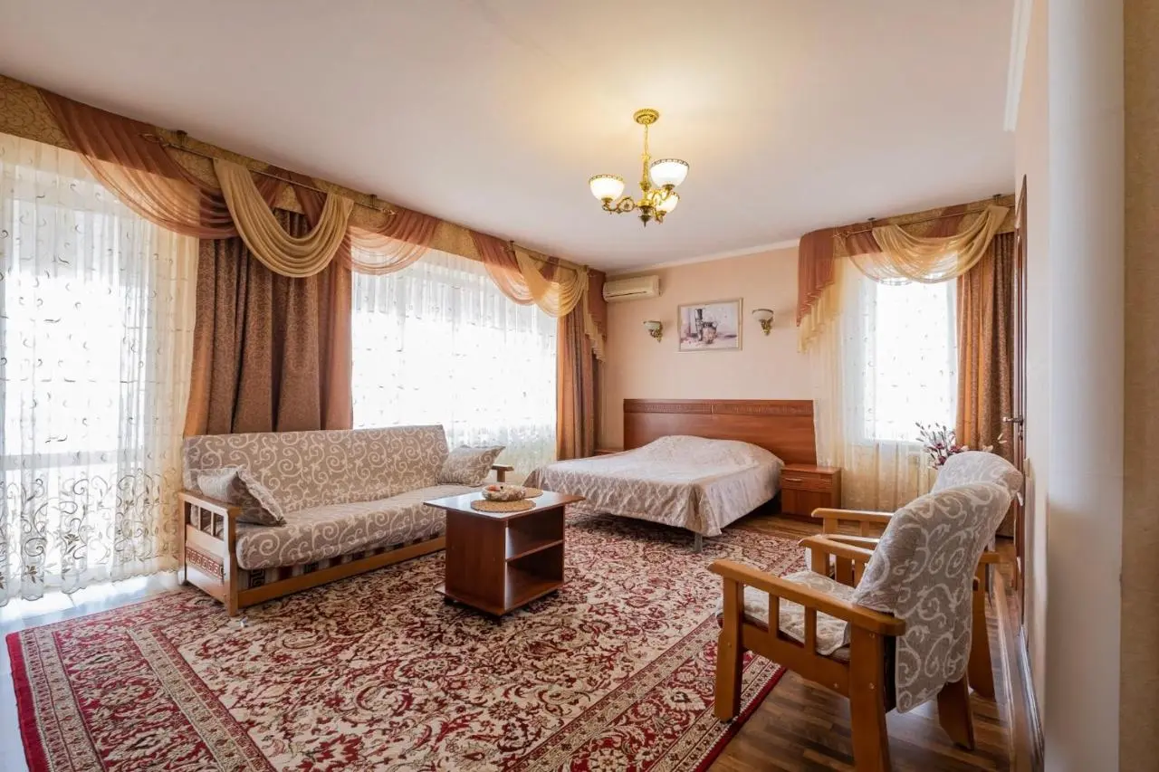 Витязево: Krutoy Bereg