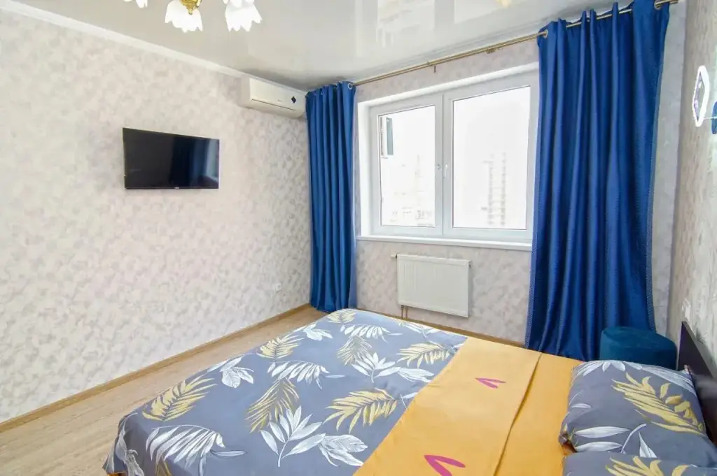 Краснодар: V Luchshem Rayone Krasnodara Apartments