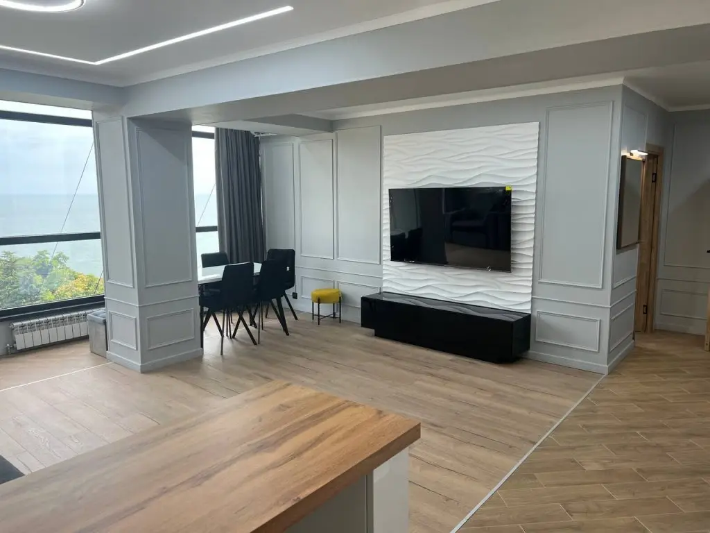 Сухум: Квартира F’17 Apartments c панорамным видом на море