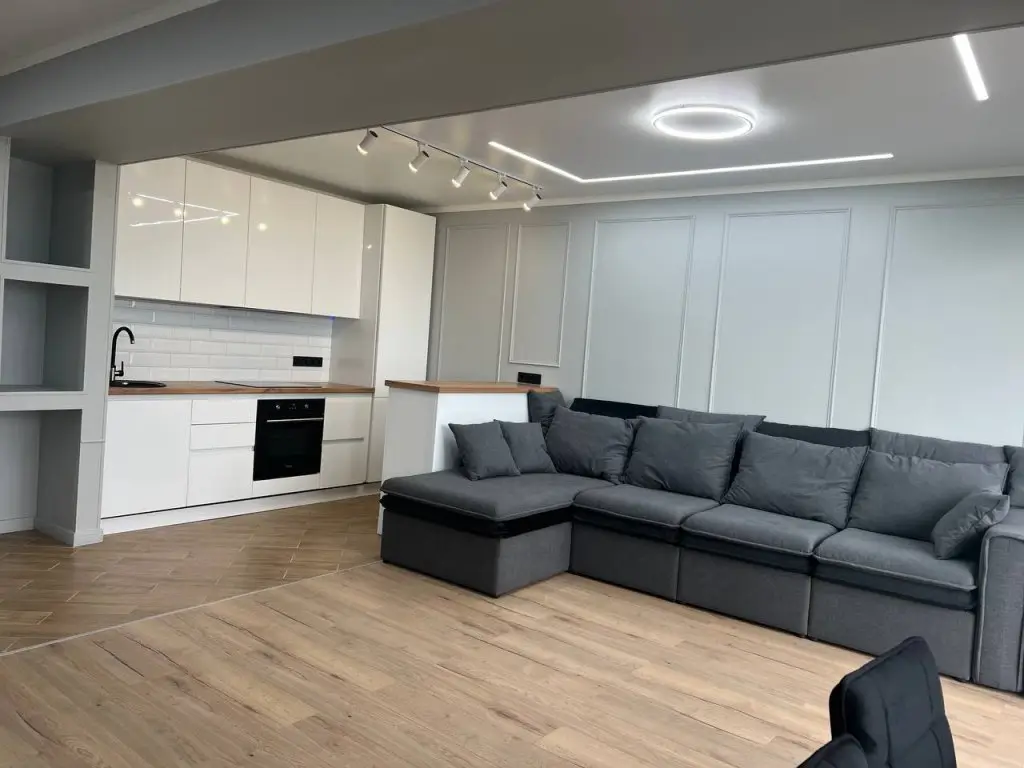 Сухум: Квартира F’17 Apartments c панорамным видом на море