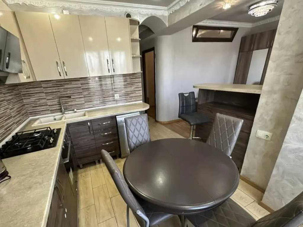 Ереван: Апартаменты Modern Apt in Yerevan