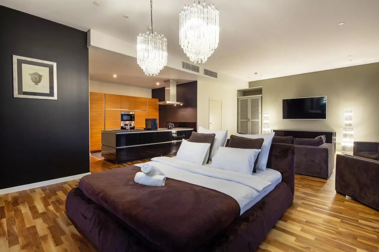 Москва: Rockmond 61 Lux