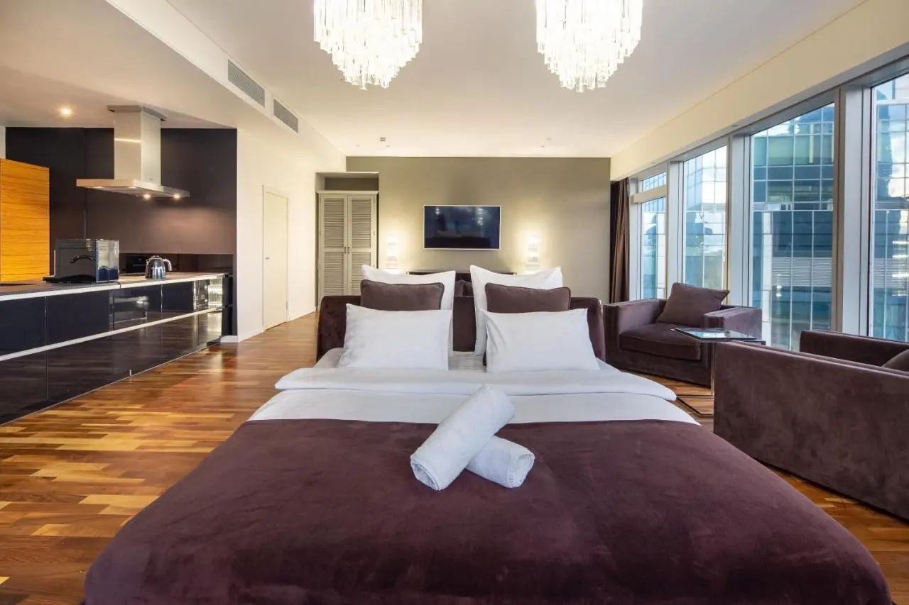 Москва: Rockmond 61 Lux