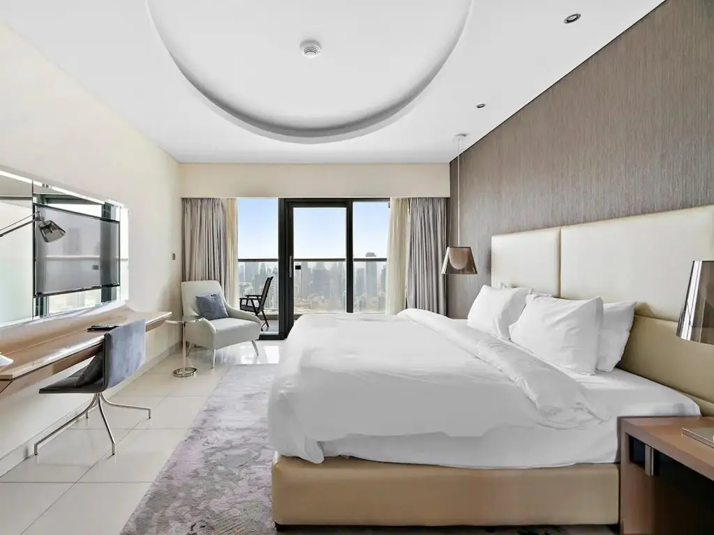 Дубай: Апартаменты Cosmos Living Paramount Hotels & Resorts Dubai