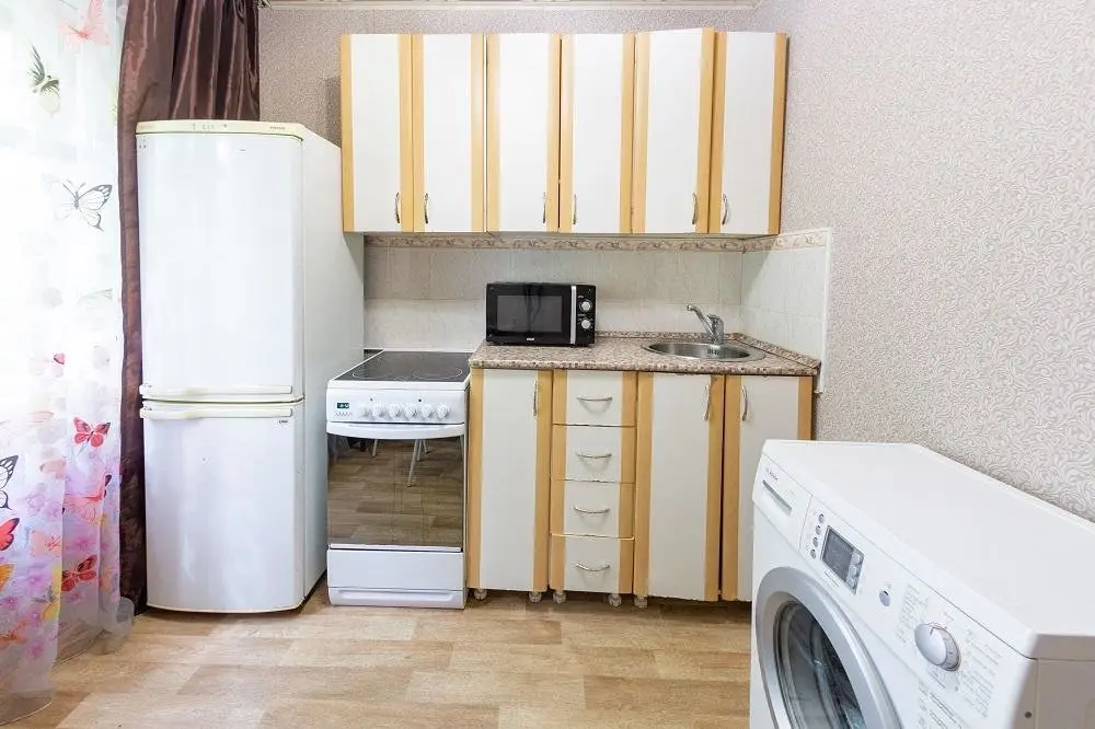 Красноярск: Турист на проспекте им. Газеты Красноярский Рабочий 191