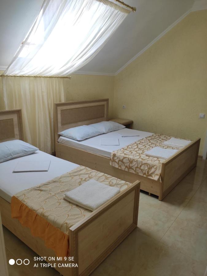 Витязево: Guest House Rassvet