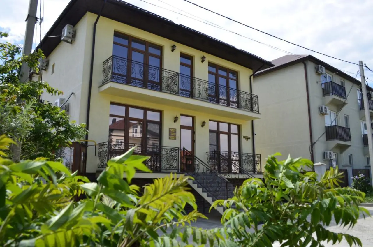 Витязево: Guest House Rassvet