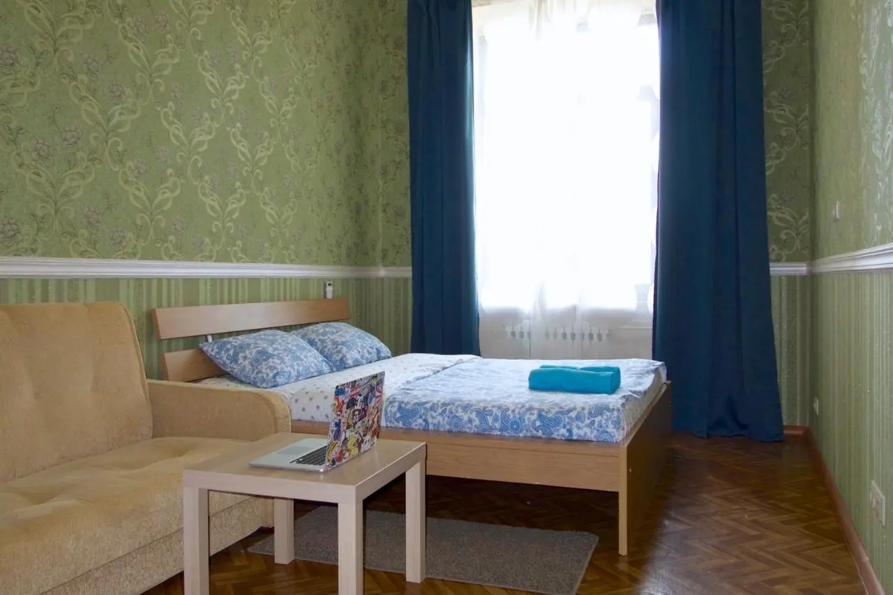 Москва: KvartiraSvobodna - Kudrinskaya ploshad dom 1 - Vysotka