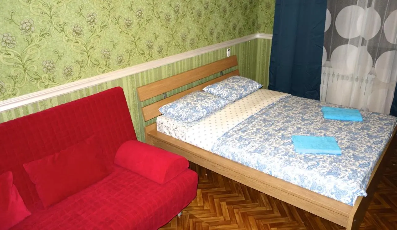 Москва: KvartiraSvobodna - Kudrinskaya ploshad dom 1 - Vysotka