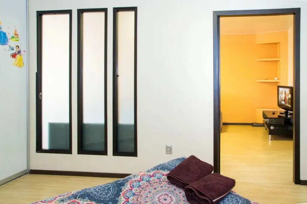 Владивосток: Sunrise flat (Санрайз флэт) на улице Некрасовская 90