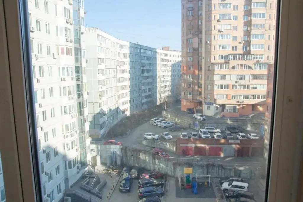 Владивосток: Sunrise flat (Санрайз флэт) на улице Некрасовская 90