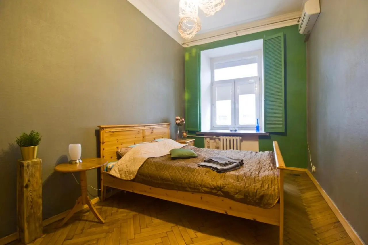 Karaul'noye: LA FLATS Pushkinskaya