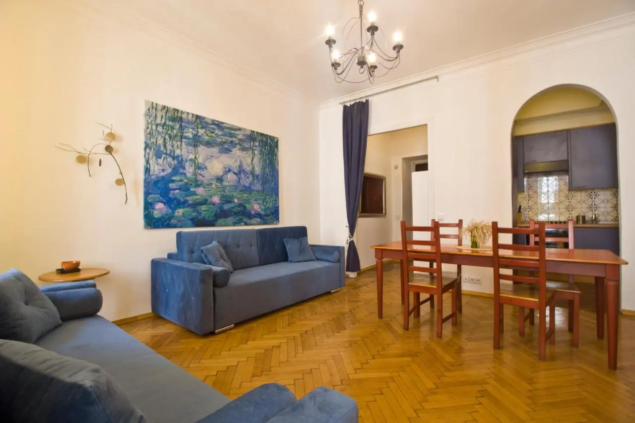 Karaul'noye: LA FLATS Pushkinskaya
