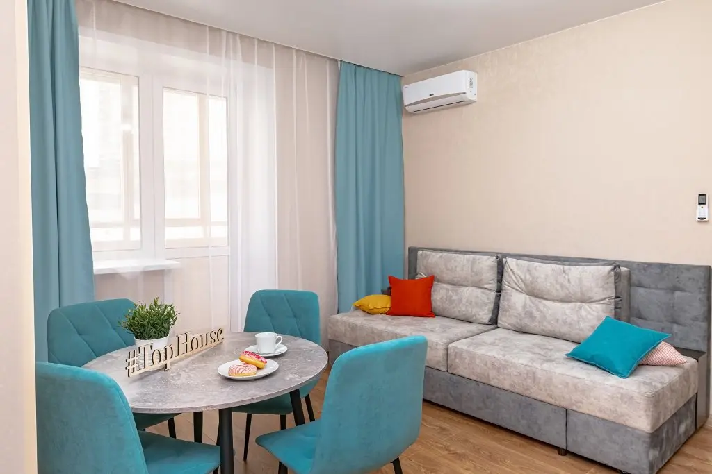 Владивосток: Апартаменты TopHouse на Нейбута 2A двухкомнатные