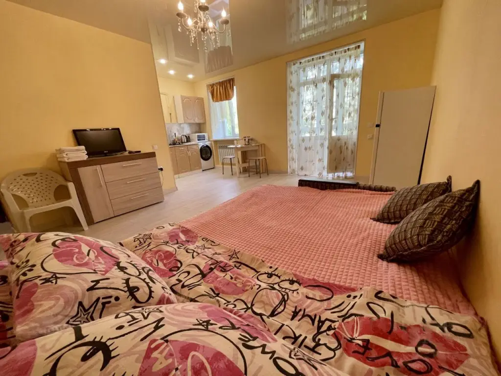 Иркутск: Apartamenty na ulitsa Karla Marksa 18