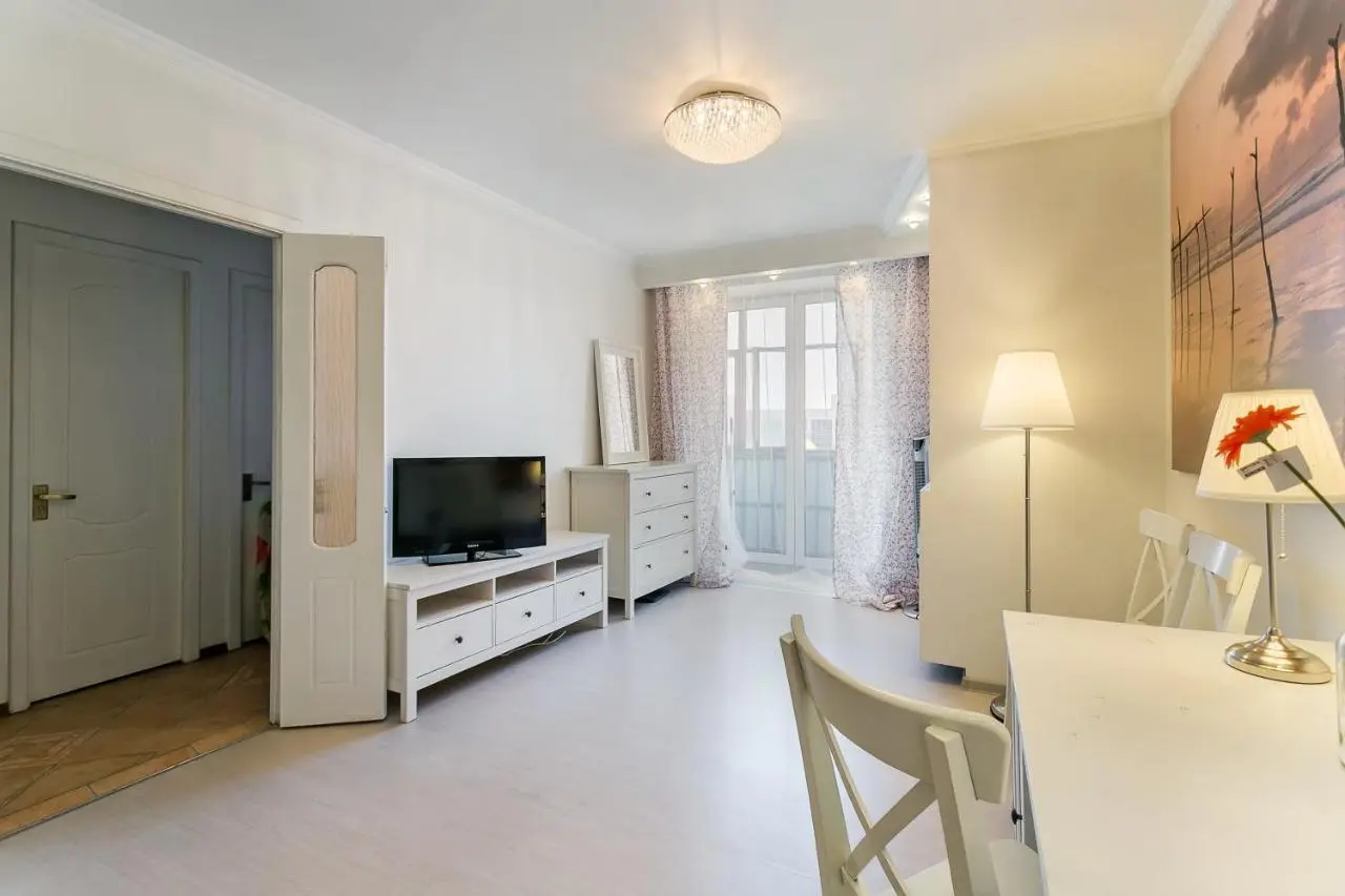 Москва: Apartment na Zamorenova 9