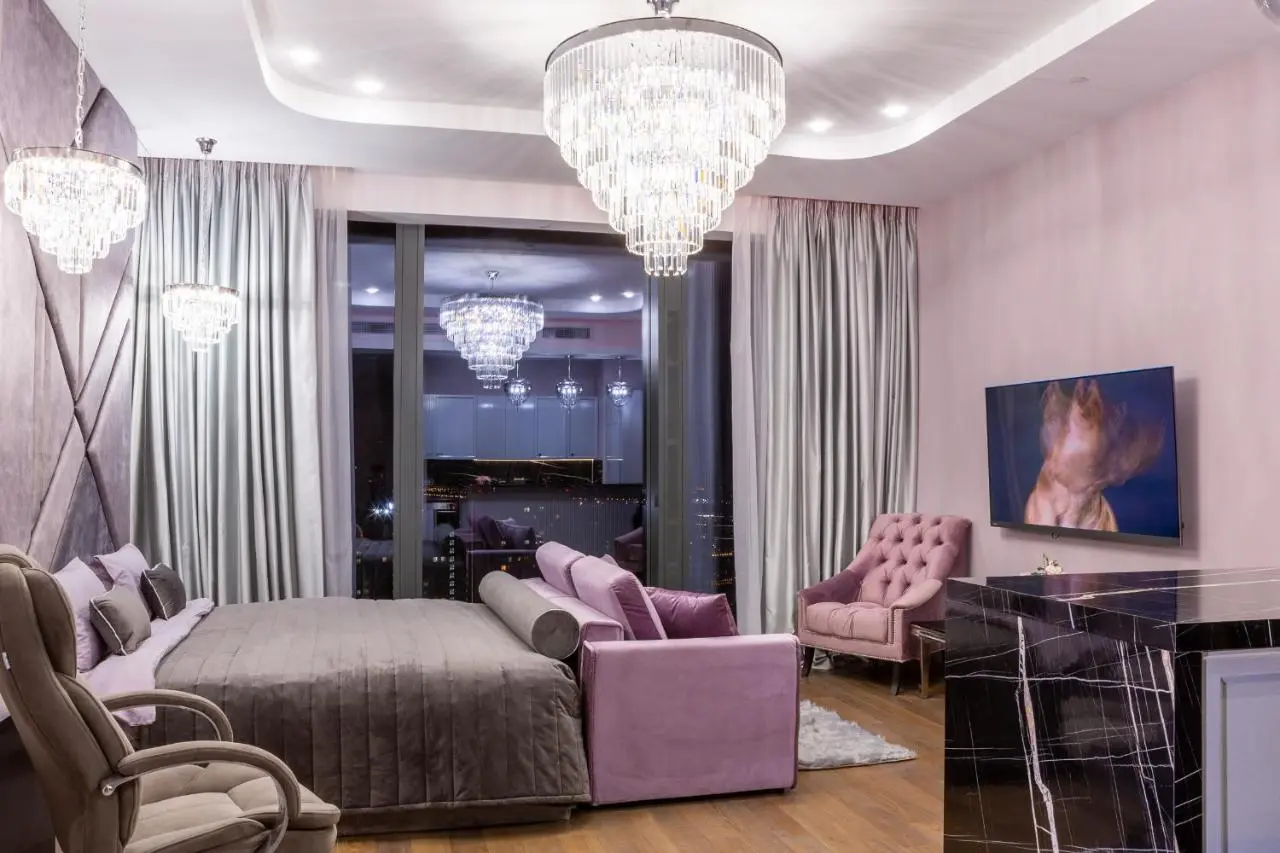 Москва: Mauve vibes