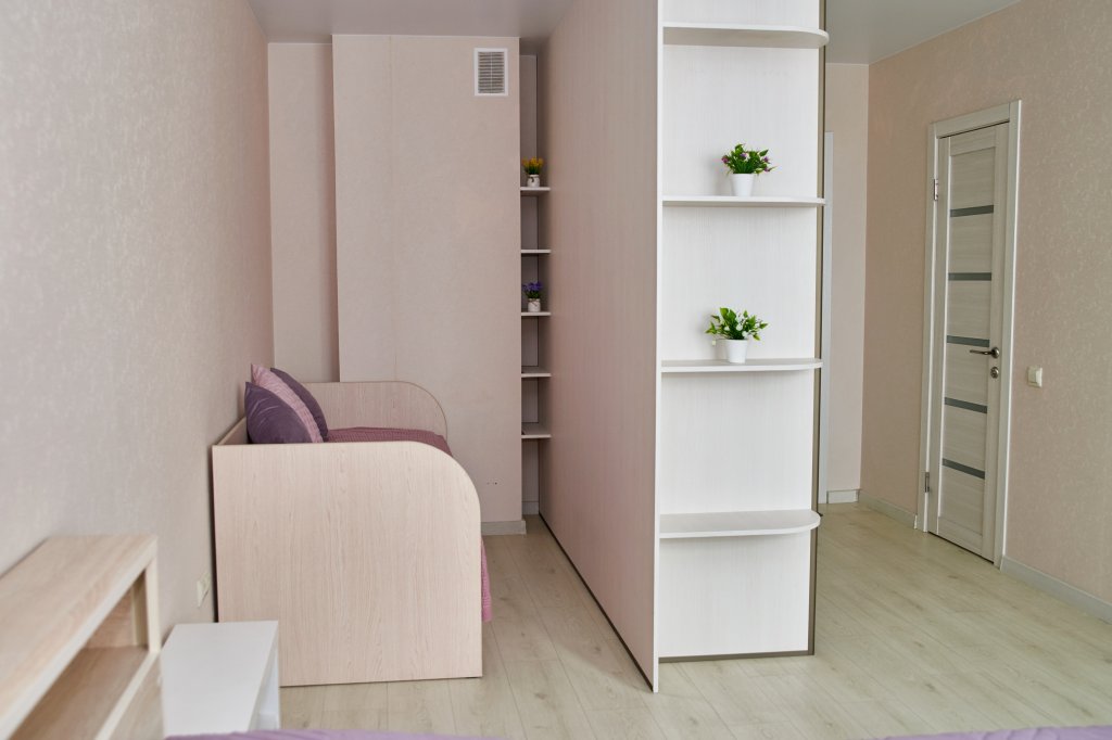 Владивосток: Апартаменты VIAHOME на Фастовской