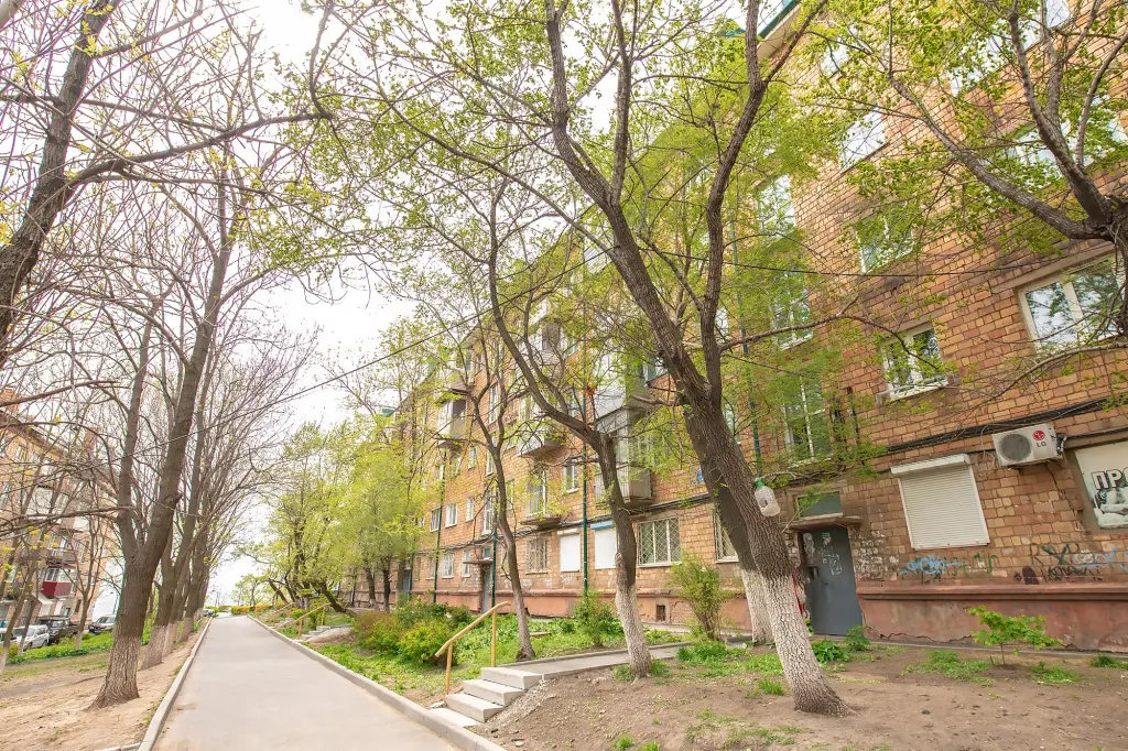 Владивосток: Апартаменты на улице Овчинникова 8