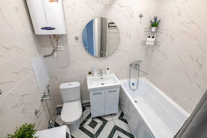 Владивосток: Апартаменты TopHouse на Нейбута 2а, 3 этаж
