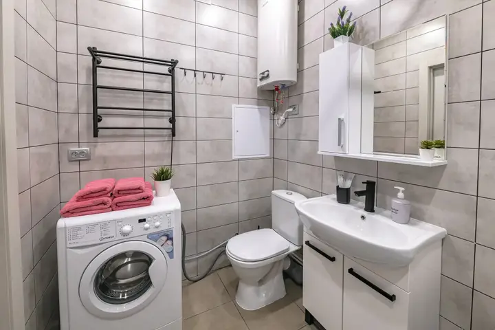 Владивосток: Апартаменты TopHouse на Нейбута 2А к4