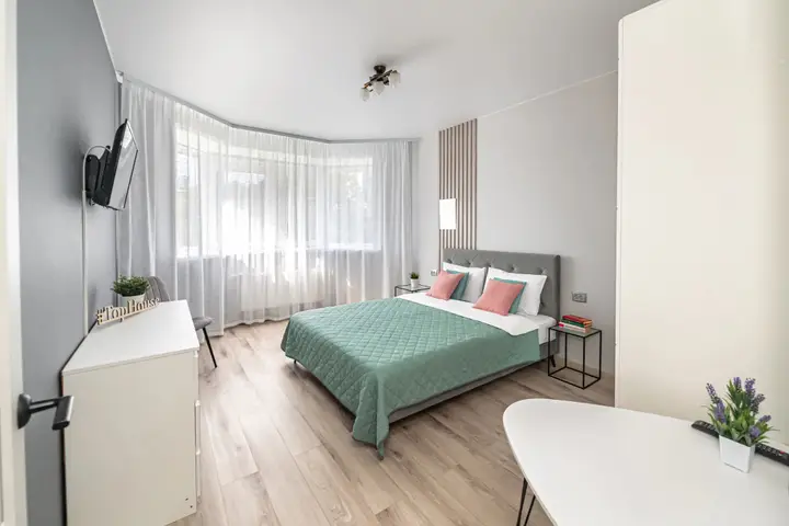 Владивосток: Апартаменты TopHouse на Нейбута 2А к4