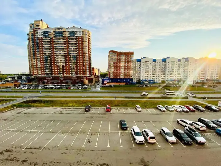 Сургут: SEVER Маяковского, 8