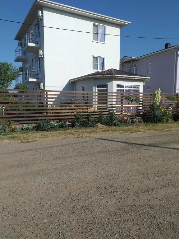 Кучугуры: Меблированные комнаты Александрит