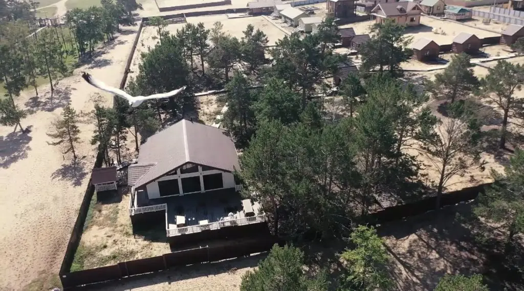 Хужир: Sarayskiy Resort