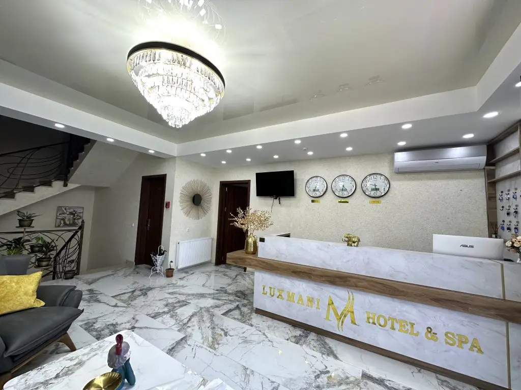Luxmani Hotel & Spa Hotel — фото 1