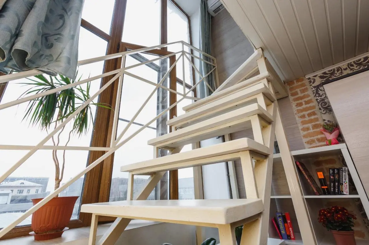 Москва: 2-этажный Loft в центре Москвы