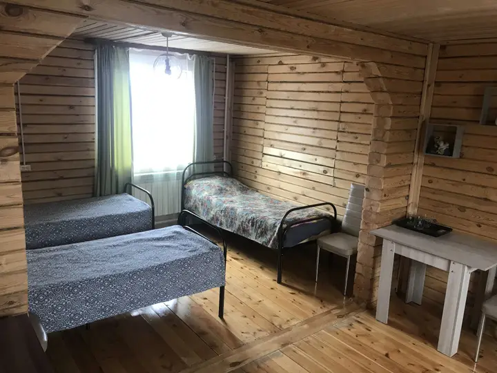 Хужир: Меблированные комнаты Баргузин
