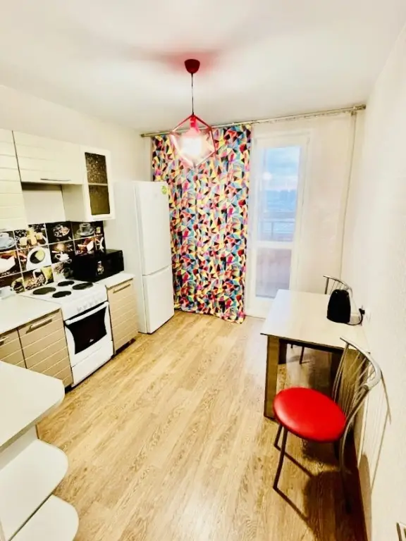 Красноярск: V Novom Komplekse Sloboda Vesny Apartments