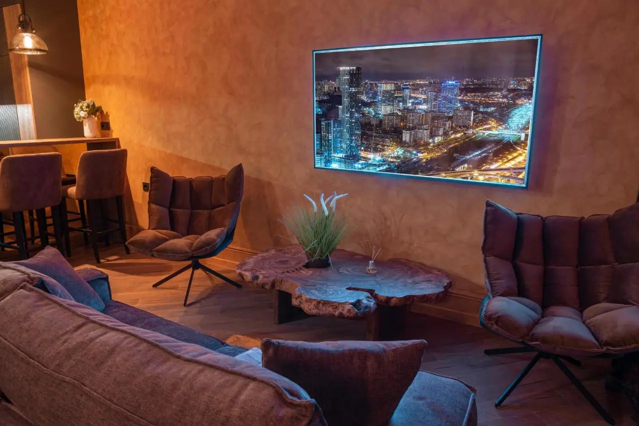 Москва: Wood Loft Neva Apartments