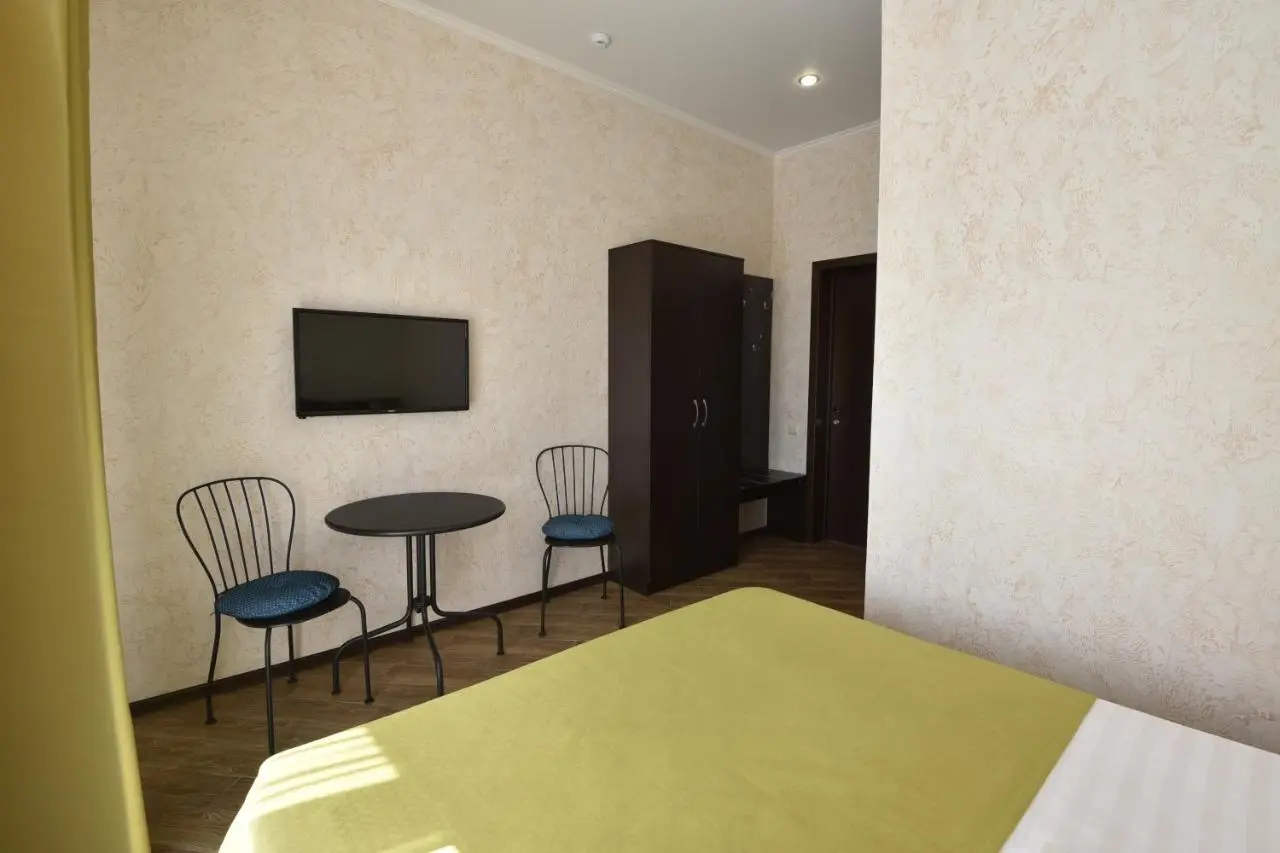 Пересыпь: Guest House Lady Di