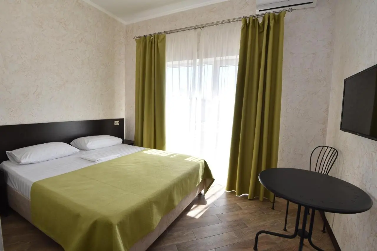Пересыпь: Guest House Lady Di