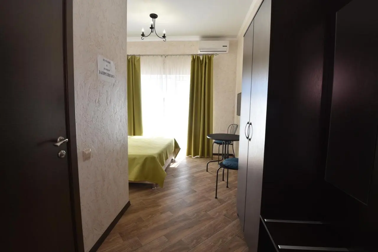 Пересыпь: Guest House Lady Di