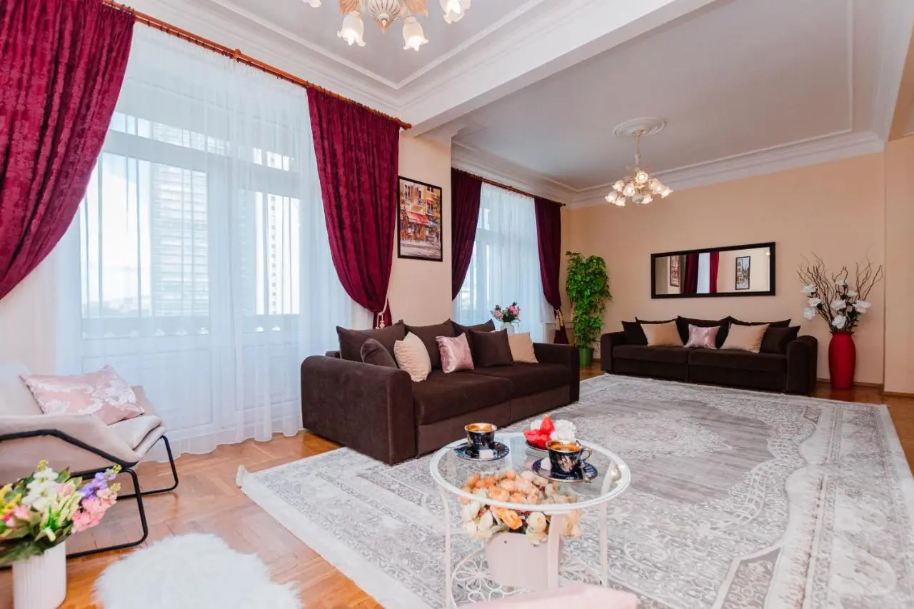 Karaul'noye: Lakshmi Club Apartment 3-bedroom