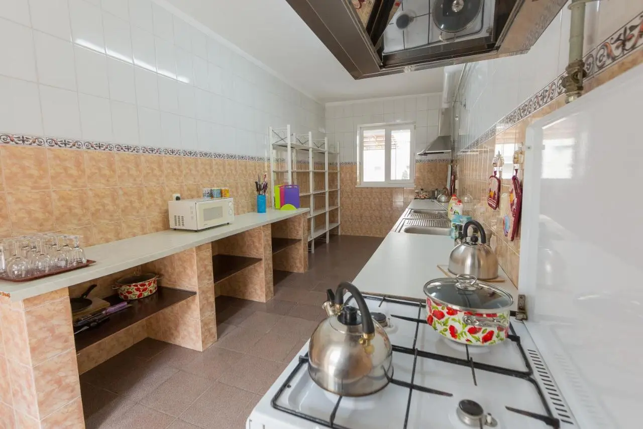Витязево: Guest house Solnechnaya 7