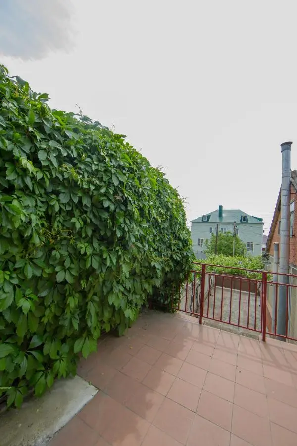 Витязево: Guest house Solnechnaya 7