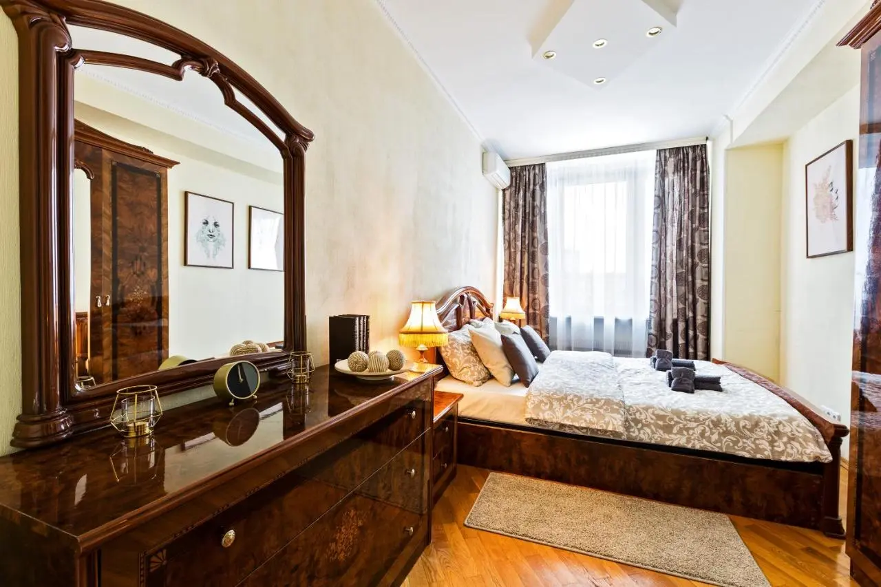 Shiryayevo: Great view on Kremlin 2 rooms apartment 23 floor