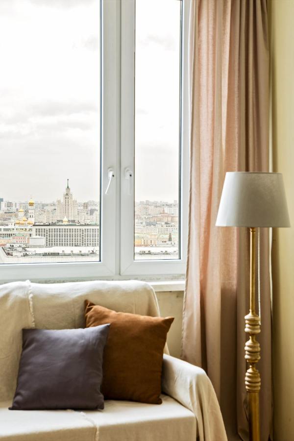 Shiryayevo: Great view on Kremlin 2 rooms apartment 23 floor
