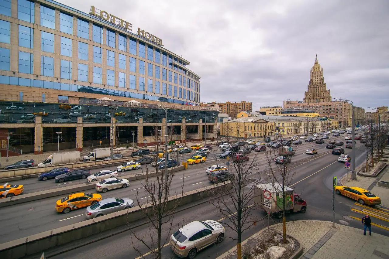 Москва: Studio Deluxe Arbat